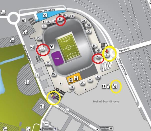 Karta: Tillgängliga entréer till arenan, parkering och avlämningsplats L: Avlämning / upphämtning för taxibilar.