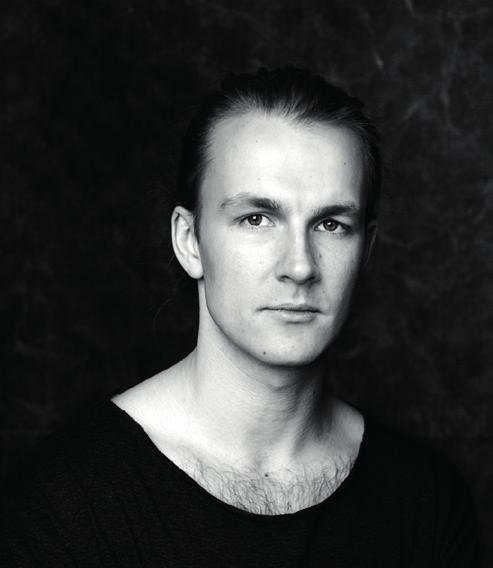 Eller är det? Carlos och jag har båda svårt att hitta ord och vi är båda lite fast i 80-talet. Jag är född 89, så fick med mig slutet. Frågor om vad som ger mig nervsammanbrott.