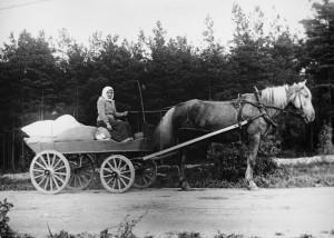 Ett kämpande med att få tvätten torr när det var 20 grader kallt ute, Ivar LoJohansson berättar i en av sina böcker om en tvättare i Tungelsta som tidvis använder sin stuga som torklada och att