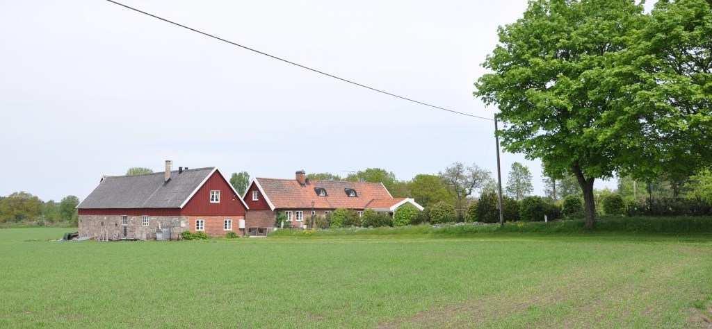 Åkermark Åkermark om ca 3,9 ha med åkermarksklass 5 enligt Länsstyrelsen.