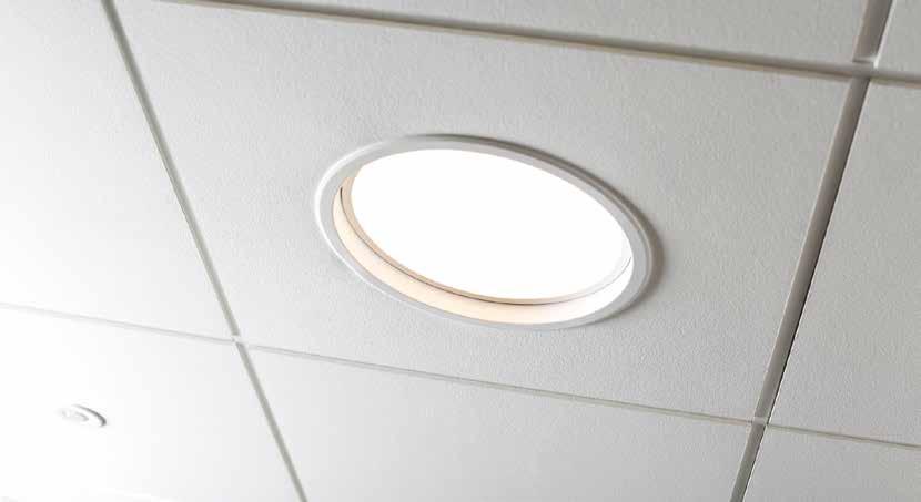 Infällt Notum RE Infälld LED-armatur för interiöra miljöer Energieffektiv Utmärkt färgåtergivning DALI som standard Jämn ljusbild 5 års garanti Notum RE är en mångsidig LED-armatur med god