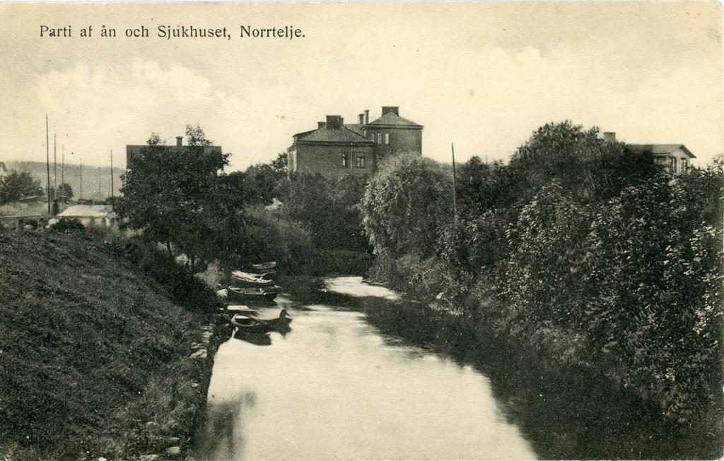 Sjukhuset har en historia som går tillbaka till 1791, då det uppfördes ett kurhus med elva platser i Norrtälje. Det lades ner efter ett kvarts sekel.