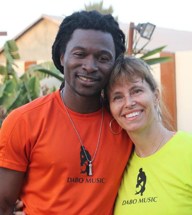 Kyrkkaffe Augusti Ulrika Ardin Dabo Onsdag 2 augusti, kl 19:30, Gustavs Sång, musik och berättelser från Afrika och Sverige med familjen Ardin Dabo.