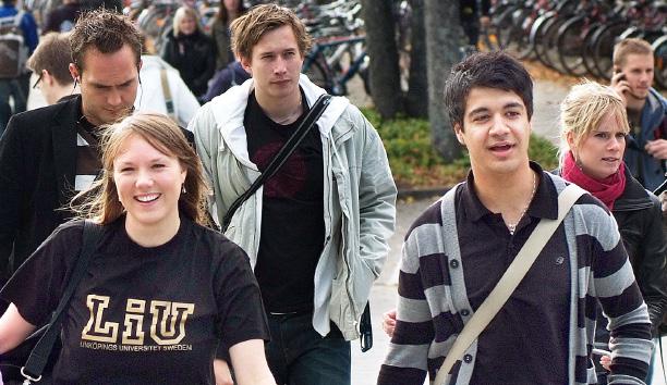 SAMVERKAN MED LINKÖPINGS UNIVERSITET Utveckla er verksamhet med hjälp av LIU-studenter Projektkurser med start i höst söker uppdrag till studenterna.