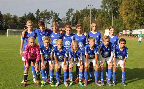 SEGRARE I LÄNSFÖRSÄKRINGAR CUP F 14: VÄNERSBORGS FK Bakre raden fr.v.