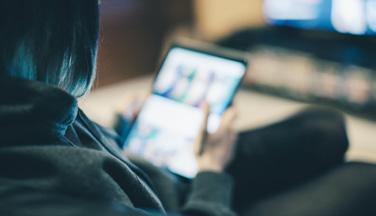 ANVÄNDARINFORMATION SOM BETALMEDEL Det talas ibland om att vi betalar för olika digitala gratistjänster med vår privata information som vi delar när vi använder dem.