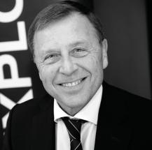 Styrelse Paul Bergqvist Styrelseordförande sedan 2007 Oberoende av bolaget, bolagets ledning samt bolagets större aktieägare. Född 1946.