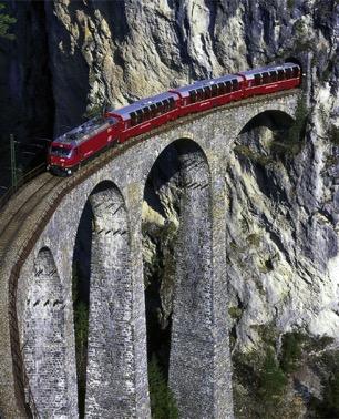 HISTORISK BETYDELSE Tågtrafiken har varit ett viktigt sätt att binda ihop landet. (Spårbunden) kollektivtrafik har historisk hög status i Schweiz Tågtrafiken har varit punktligt och pålitligt.