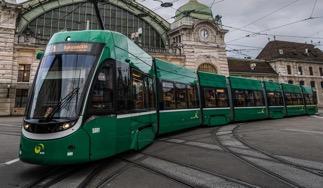 BASEL VAR ANNORLUNDA 8 I Basel var det annorlunda: - hälsa-på-resan - ingick i hotellpriset - min frus