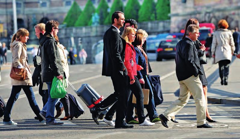 Utifrån sambandet mellan halter och dödsfall i Stockholm har uppskattats att slitagepartiklarna bara i Stockholm kan orsaka 30 40 förtida dödsfall per år i befolkningen.