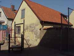 K = 4, M = 3. INGRID 16 B från SO fastighet: INGRID 16, hus C. adress: Långgatan 17. ålder: 1800-tal. användning: Rumshotell.
