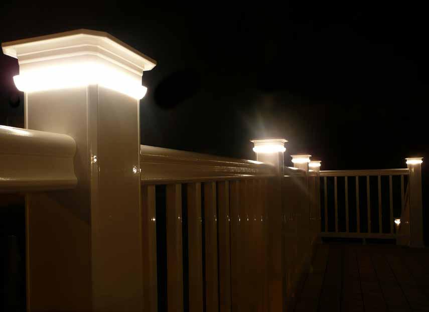 DECKLITES LED Belysning: Post Cap Light Module Räcke: RadianceRail White Inget skapar en så behaglig känsla som perfekt balanserad belysning.