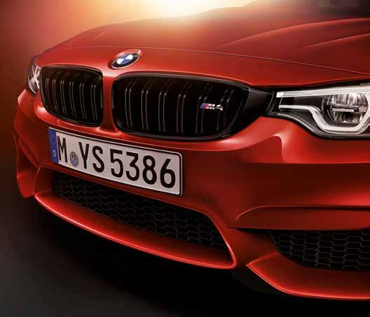 Föraren blir ett med bilen och sitter säkert i M sportstolar. En sportvagn som får pulsen att öka nya BMW M4 Coupé.