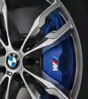 Aerodynamikpaket, M-emblem på sidorna BMW Individual Shadow Line högglans Ändrör i krom, trapetsiodformade M