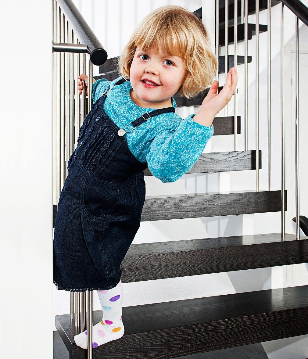 Även om det inte bor barn i huset just nu måste din trappa vara barnsäker.