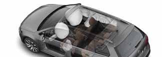 Om en bil närmar sig som du inte kan se varnar systemet och kan till och med bromsa bilen för att undvika en kollision.