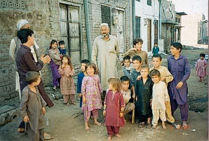 Klinik och vetenskap Figur 1. Pakistan är ett låginkomstland i Sydasien med snabbt växande befolkning och höga födelsetal i den pakistanska genomsnittsfamiljen.