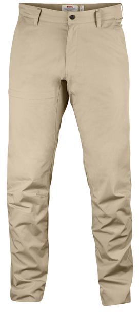 Invändig säkerhetsficka i midjebandet. Travellers Trousers W 89841 Kategori... Travel Storlek... 34-48 Material... 94% polyamid, 6% elastan Passform/midja Comfort fit / Medelhög midja Byxslut.