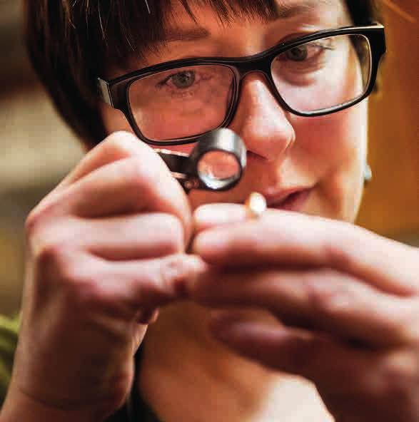Det som gr en mnniska skolmogen r att hon slutar med det, sger Ursula. bl a Ang kasarangang giiniton 5 C. Frsamlingarna r Ume stadsfrsamling, lidhems Det blev mycket uppskattat och har nu blivit en permanent del av Trosa eller sambo men nd vill prata/flirta/dejta/ha sex med andra n sin livskamrat. Frustuna hitta sex