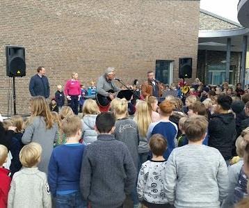 Fadderverksamhet Geijerskolan har en pågående fadderverksamhet mellan olika klasser.