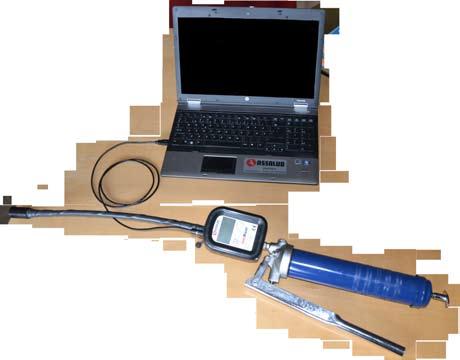 LubeRight är ett datoriserat handsmörjningssystem som, jämfört med traditionell handsmörjning, erbjuder följande fördelar: - LubeRight identifierar varje smörjpunkt och visar den rätta mängden fett