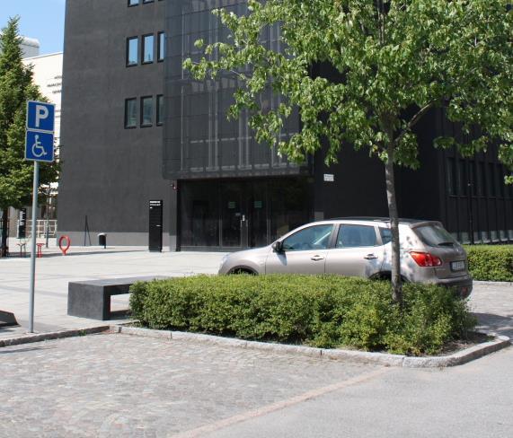Sida 21 (40) sänkning av parkeringstalet med 15% vilket innebär att de åtar sig att ordna mobilitetslösningar till en medelnivå enligt Riktlinjer för projektspecifika och gröna parkeringstal i