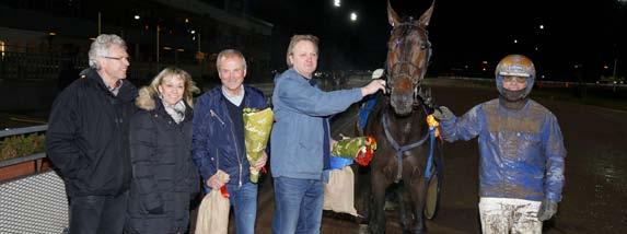 9, 0, V- Bryssel V-,,, 9 Systemet Rader 9 Kostnad (kr) 9 Unghästserie tvååriga hästar Nu har du chansen att på bästa möjliga sätt låta din tvååring bekanta sig med hästar under
