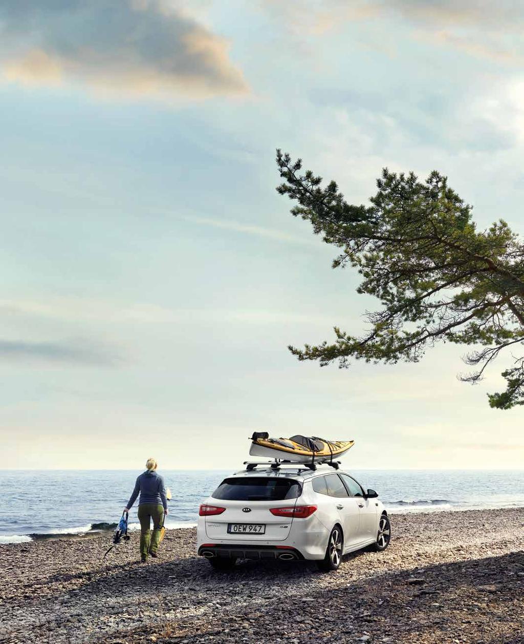 kia.com Out of office Tjänstebilar som tar dig långt, även på el Helt nya Kia Optima Sportswagon kommer nu även som plug-in hybrid med klassledande räckvidd på el 62 km!