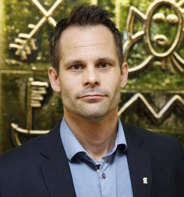 Vad gör du i sommar? Joakim Johansson, inköpare, Kiruna Jag kommer renovera en lägenhet som vi precis köpt. Sedan åker vi på en resa till Spanien.