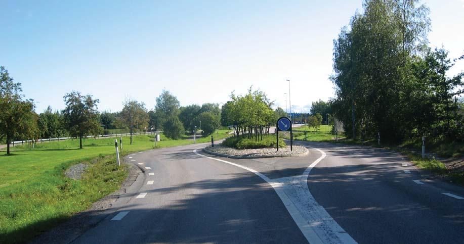 5. Några exempel på hastighetssänkande åtgärder Den sträcka som främst behöver åtgärdas med hastighetssänkande åtgärder är delen från Lagunens camping till anslutningen mot Hällekind.