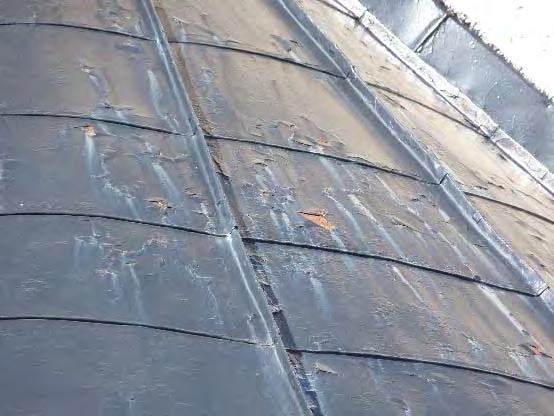 Vid 2010 års arbeten gav länsstyrelsen ej tillstånd till byte av detta tak, till skillnad från skeppets tak, vilket byttes i sin helhet.