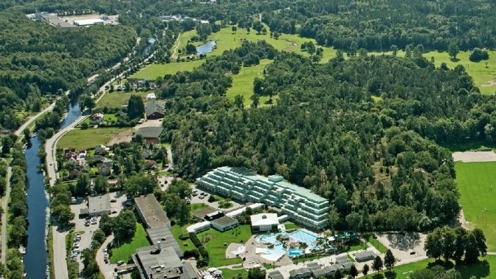 Ronneby Brunn Hotel Ronneby har alltid varit en känd kurort. Från 1700-talet fram till 1920-talet tog man sig hit för att dricka brunn och gå stärkande promenader.