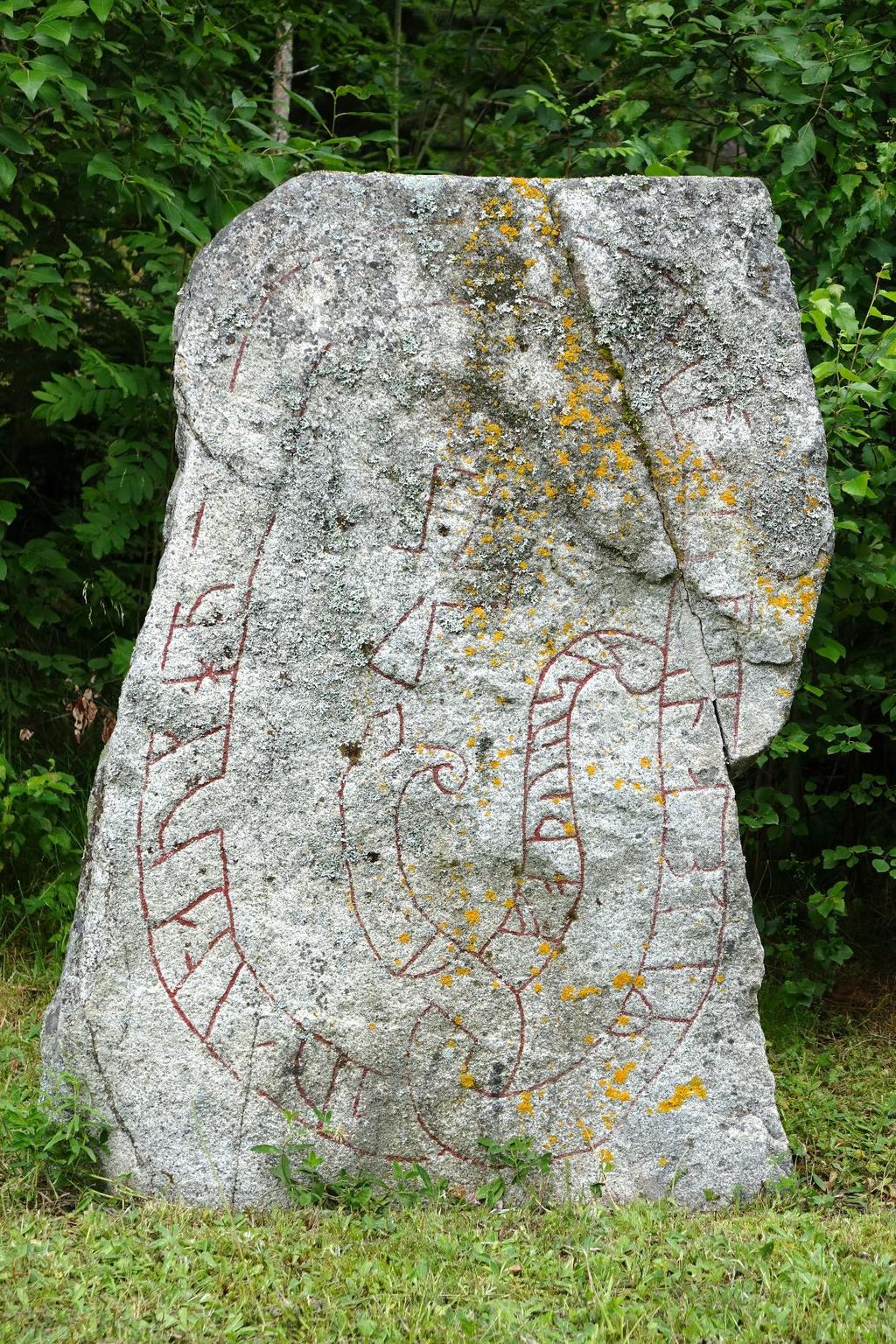 M 14, Sättna by.