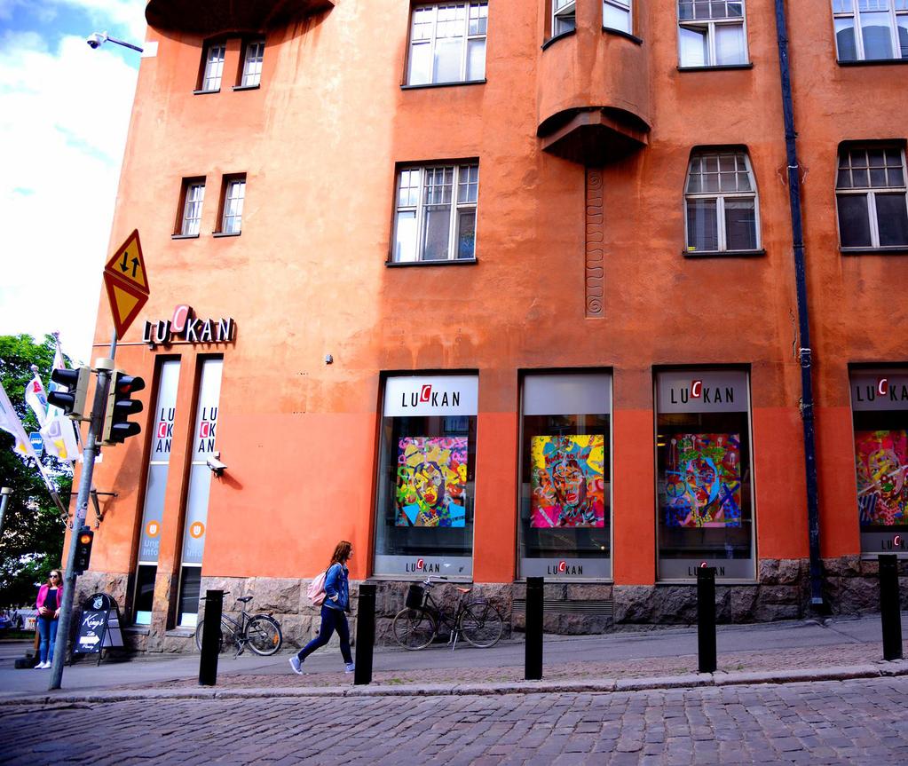 Verksamhetsplan 2017 1. INLEDNING Föreningen Luckan r.f. grundades i december år 2001. Projektet Luckan startade 1992 fysiskt i Svenska teaterns foajé inom ramen för Nylands svenska landskapsförbund.