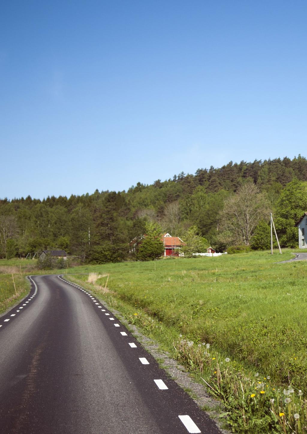 NING VID VÄGAR Om du vill sätta upp en hänvisnings-, informationseller reklamskylt utmed en väg kan det krävas tillstånd från Länsstyrelsen, Trafikverket eller kommunen.