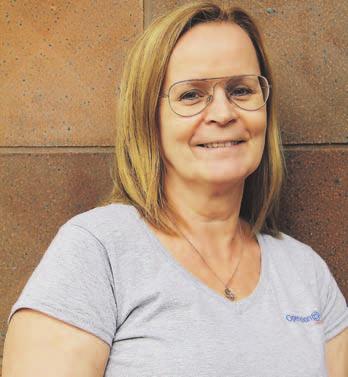 Jonas Edberg Chefredaktr och ansvarig utgivare, Vsters Tidning. Hubbo kyrka Kl 6 Badelunda kyrka Kl 7 Ann KristiKl 7 Mikael Lindblad, Maria sng. Krrbo kyrka Kl 6 Amerikansk romantisk komedi frn 2015. 21.00 Frsta dejten. EN DEL AV DIREKTPRESS DEL D I RE KT PRESS VEC KA 5