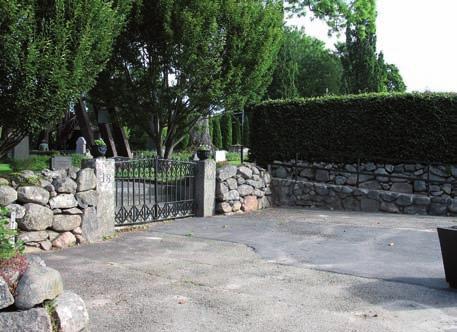 1940 skedde den senaste utvidgningen med nya kvarteret längst söderut på kyrkogården. Denna del är mycket enhetlig med låga gravvårdar i rader längs låga rygghäckar.