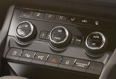 TILLVALSPAKET 101 DRAGPAKET Backkamera Elbaklucka Elektrisk utfällbar dragkrok Takräcke BUSINESSPAKET 3-Zon Climatronic luftkonditionering Canton soundsystem 10