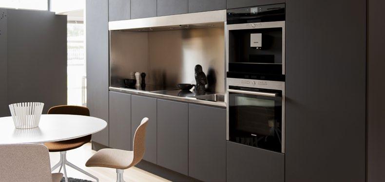 Maestro Kitchen 100 Sound System Den bästa ljudupplevelsen är nu osynlig. Maestro Kitchen 100 Sound System är framtaget av anrika och prisbelönta Harman Kardon.