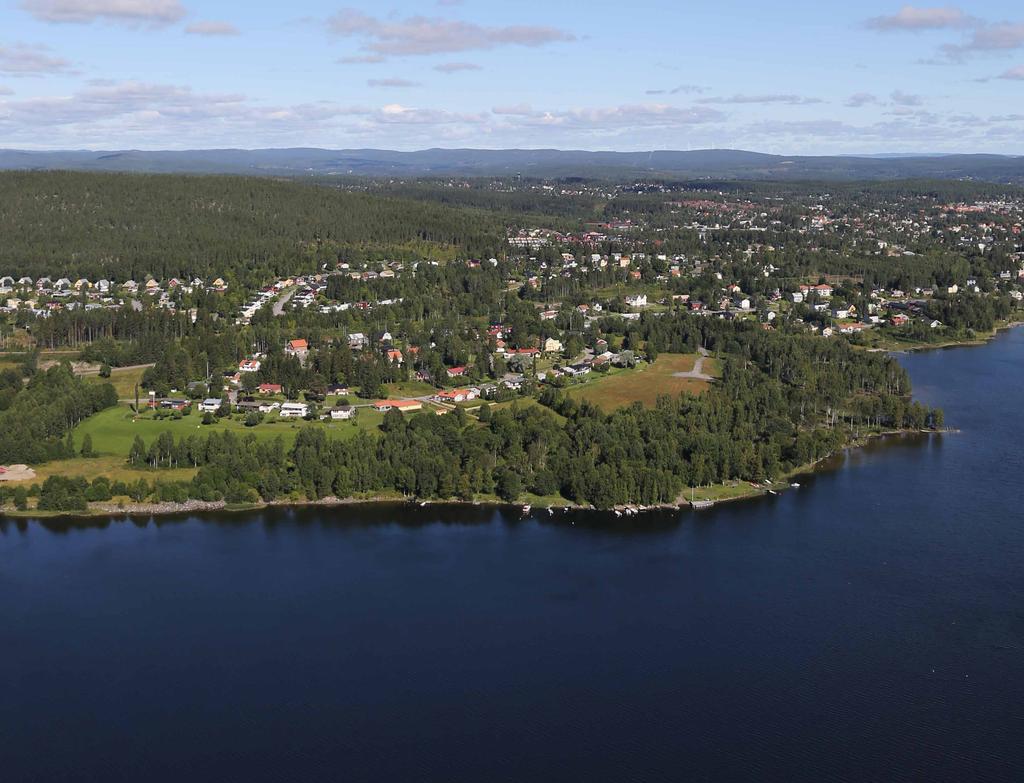 Läge Strandängsvägen ligger på Lövudden, i direkt närhet till havet och naturen. Området ligger ca 2 km söder om Härnösands centrum, med goda pendlingsmöjligheter till Sundsvall och Örnsköldsvik.