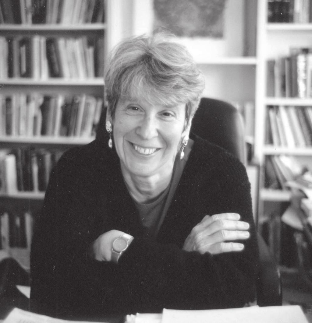 S a r a E d e n h e i m 29 Joan W. Scott, professor vid School of Social Science, Institute for Advanced Study, Princeton. radoxes to Offer har översatts, liksom The Politics of the Veil i sin helhet.