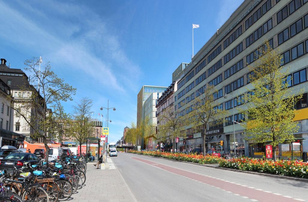 1800 talets stenstad Befintliga Hotel Continental är en byggnad som både vid Vasagatan, Klarabergsgatan och i stadsbilden i stort avviker från 1800 talets stenstadsbebyggelse.
