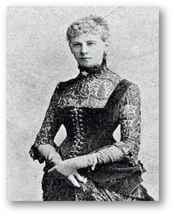 Margaretha Sofia von Oxholm som instiftade Margarethakedjan 1910 Historien började för drygt 100 år sedan när Margaretha Sofia von Oxholm instiftade tävlingen Margaretakedjan som egentligen består av