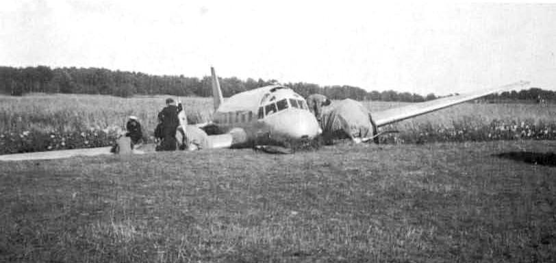 Skarpnäcks händelser Ett sovjetiskt flygplan nödlandade och kraschade i slutet av 1930-talet ( Fanns guld eller platina ombord?