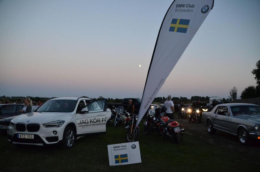 Vi hade 67 BMW på besök på vårt område Det var ca 8000 besökare