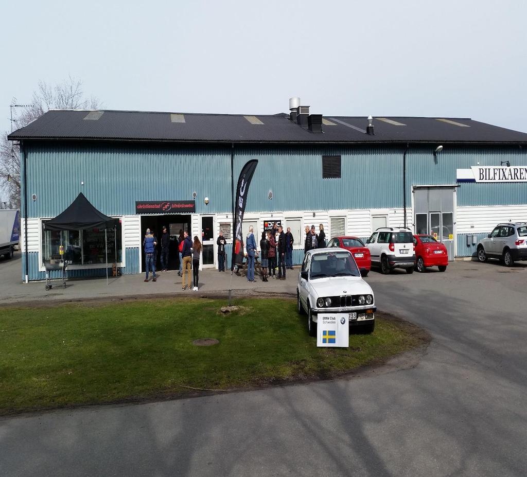 Sydsektionen putsträff hos Ditec och besök Förenade Bil Kristianstad 2 april Årets andra träff för Sydsektionen arrangerades av Stig Holmberg och gick av stapeln den 2 april då ett gäng med