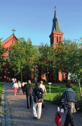 12 Mässa i Gamla kyrkan S:t Sigfrid Sång i Guds värld Allsångskväll Vi sjunger från det nya psalmbokstillägget. 21.6 kl. 18 Prästgården 19.7 kl. 18 Nilsas 12.8 kl.
