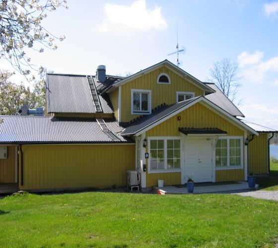 Nr 52 Område: Stämmarsund Zon Södra Förslag Samfälld med kommunal anslutning Start senast 2010 Beskrivning Ett mindre centrum på nordvästra delen av Blidö.