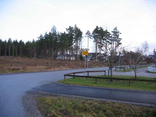 Nr 60 Område: Västertorp Zon Mellersta Förslag Kommunalt Start senast 2010 Beskrivning I Västertorp finns ett sista område kvar att exploatera. Detaljplanen är på gång och rymmer cirka 90 småhus.