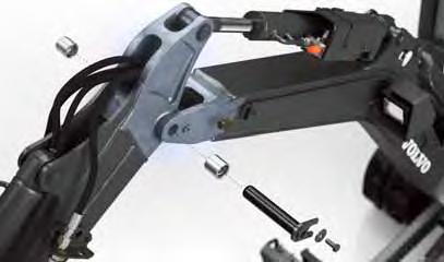 Hos EC15D och EC18D är lyftcylindern placerad längst upp på bommen så att den är skyddad vid grävning och arbete med hydraulhammare. Ett kraftigt stålhölje skyddar bomcylindern på EC20D.